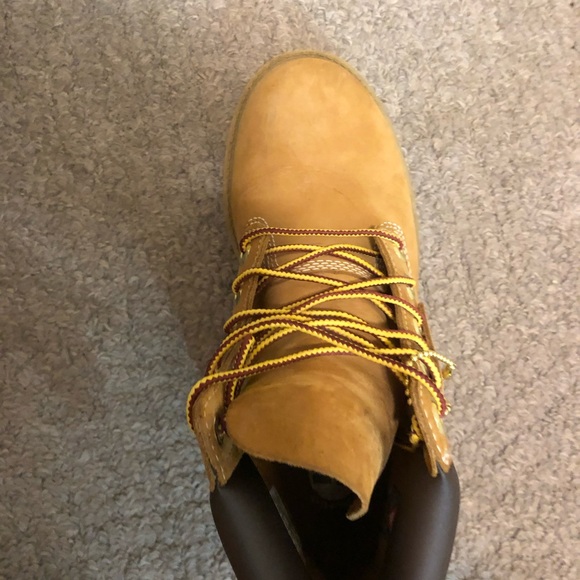 Timberland boots size 5Y - Picture 3 of 3
